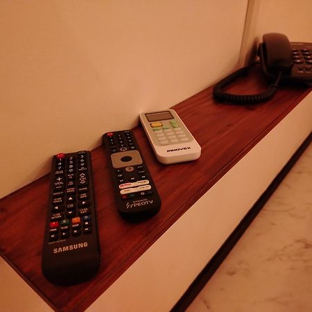 Diora Hotel Ratnapura Dış mekan fotoğraf