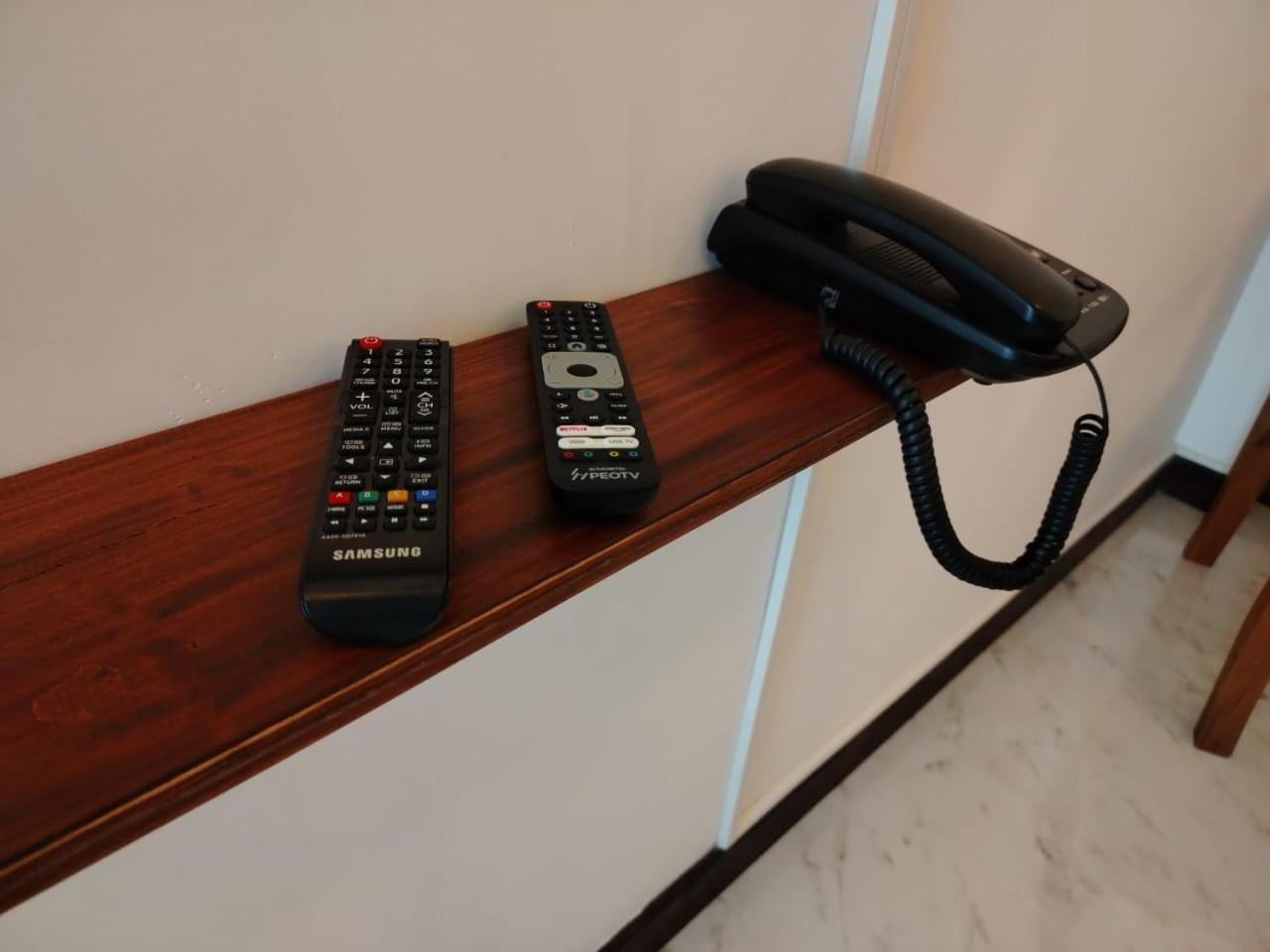 Diora Hotel Ratnapura Dış mekan fotoğraf