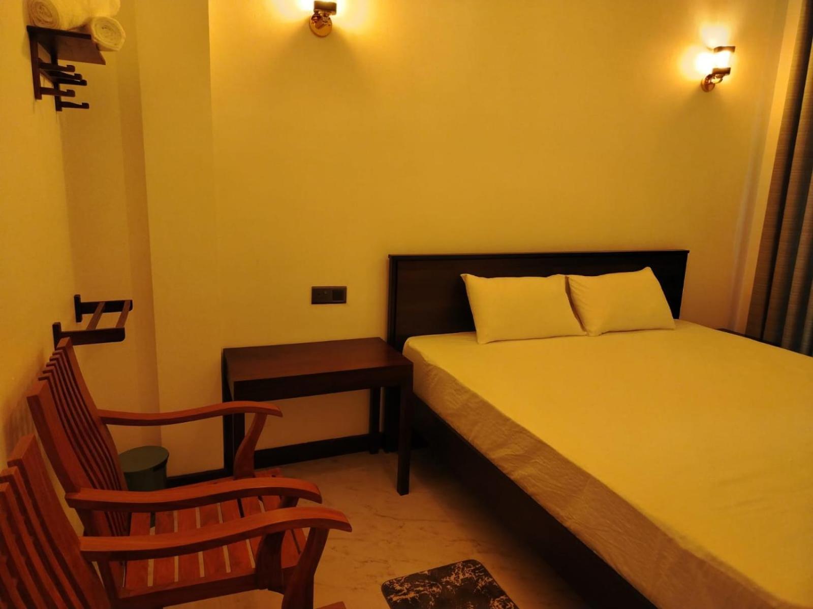 Diora Hotel Ratnapura Dış mekan fotoğraf