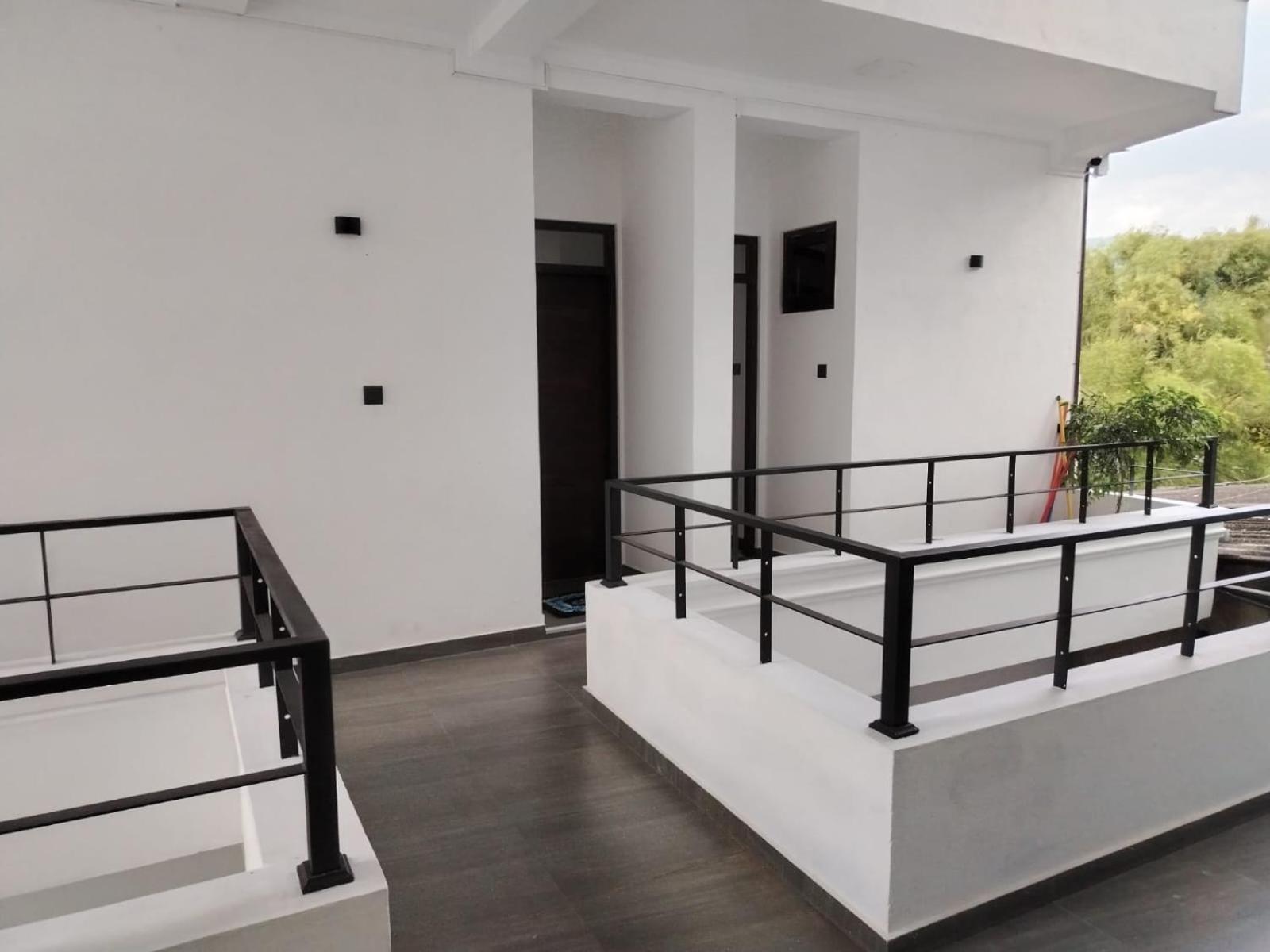 Diora Hotel Ratnapura Dış mekan fotoğraf